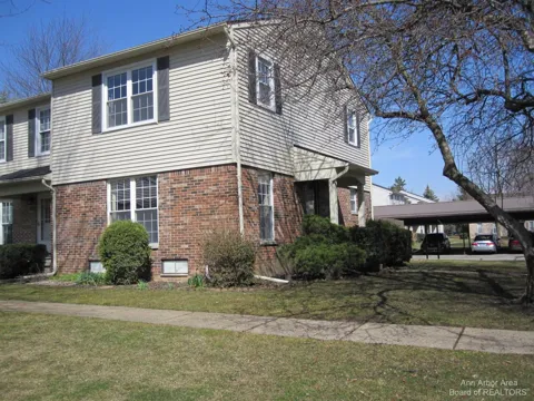 3238 Alpine Drive