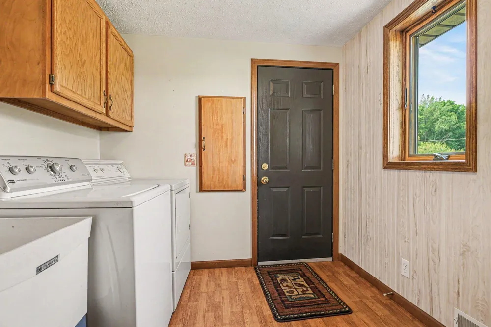 69728 Calvin Center Road Cassopolis, MI 49031