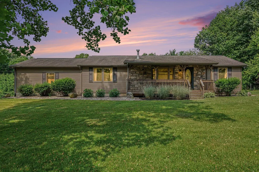 69728 Calvin Center Road Cassopolis, MI 49031