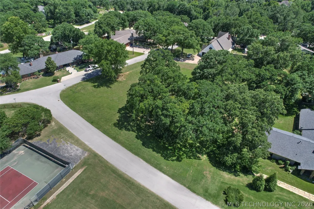 E 104th Place Tulsa, OK 74137