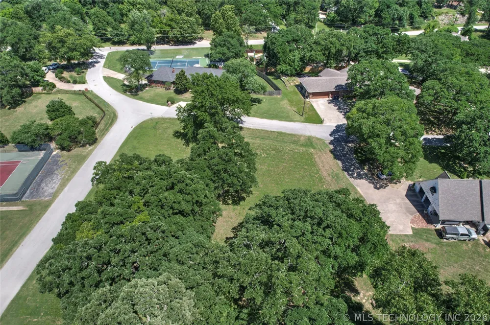E 104th Place Tulsa, OK 74137