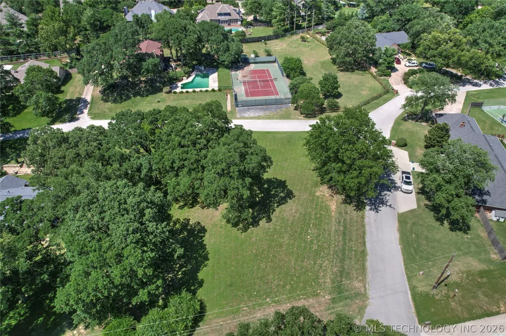 E 104th Place Tulsa, OK 74137