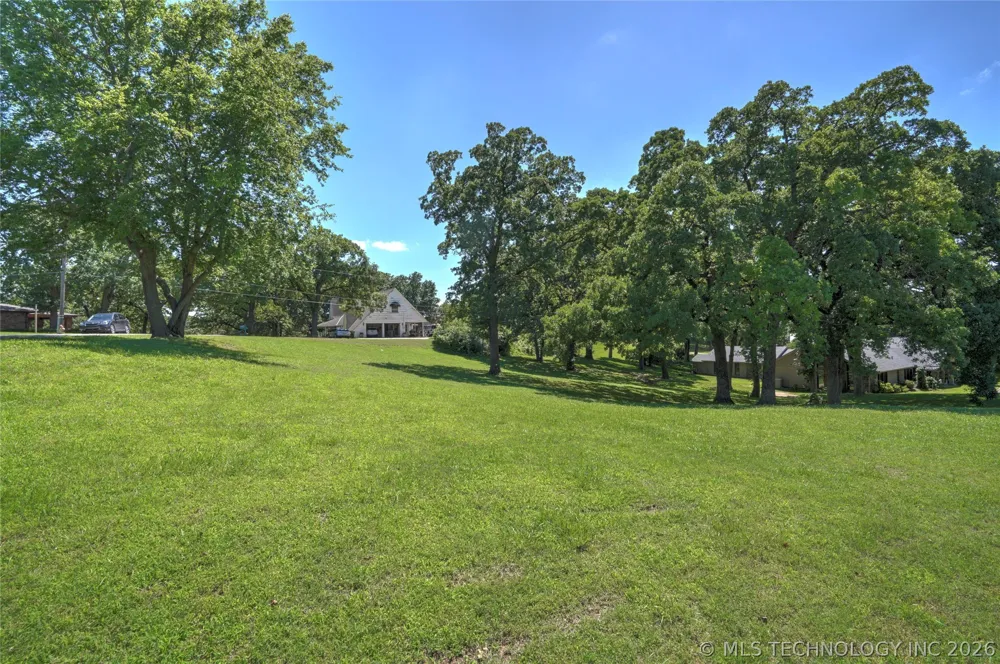 E 104th Place Tulsa, OK 74137