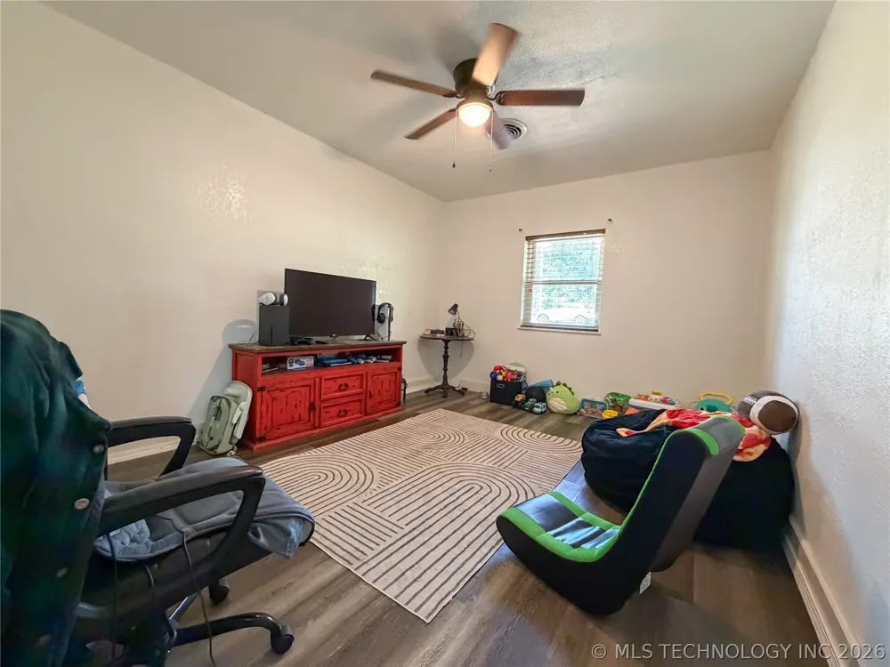 106 Risner Street Davis, OK 73030