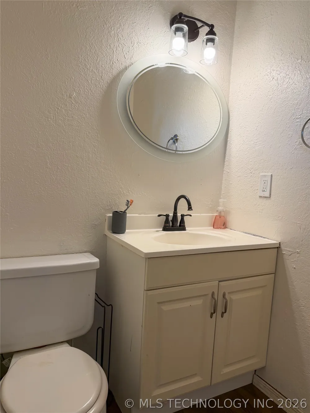 106 Risner Street Davis, OK 73030