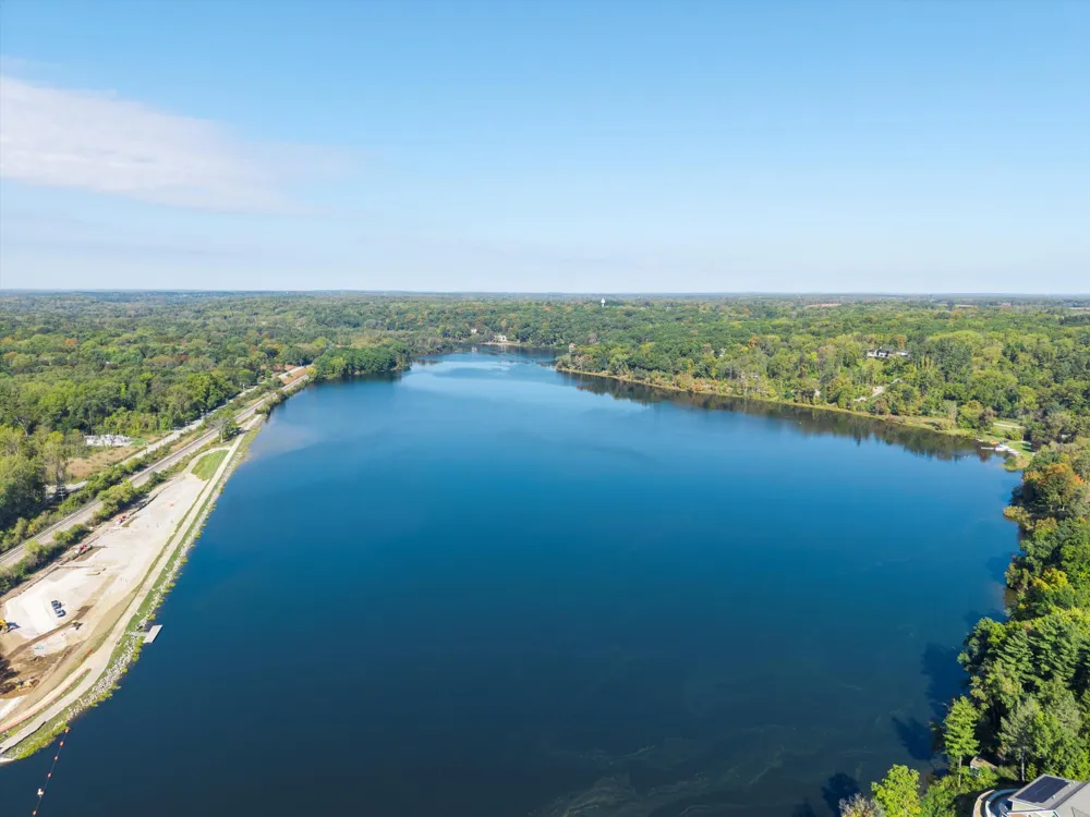 244 Barton Shore Drive Ann Arbor, MI 48105