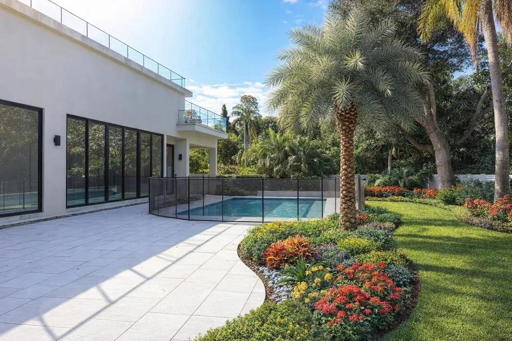 2421 NE 201st Street Miami, FL 33180