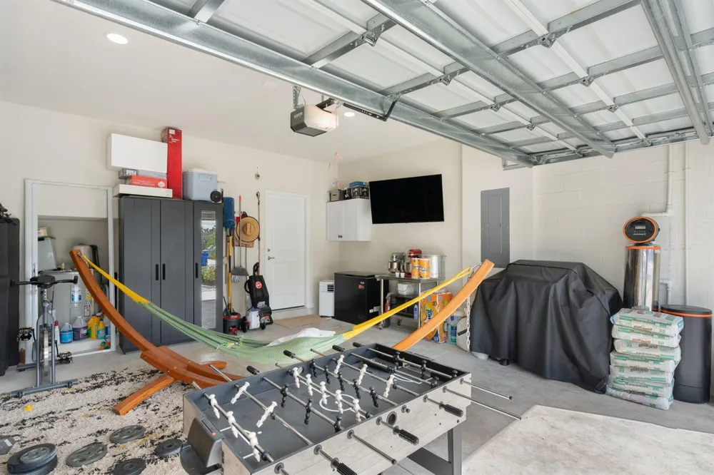 2906 Olivia Avenue Lauderdale Lakes, FL 33311