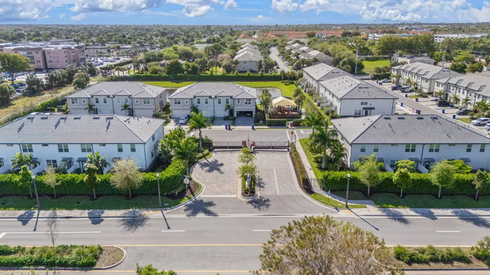 2906 Olivia Avenue Lauderdale Lakes, FL 33311