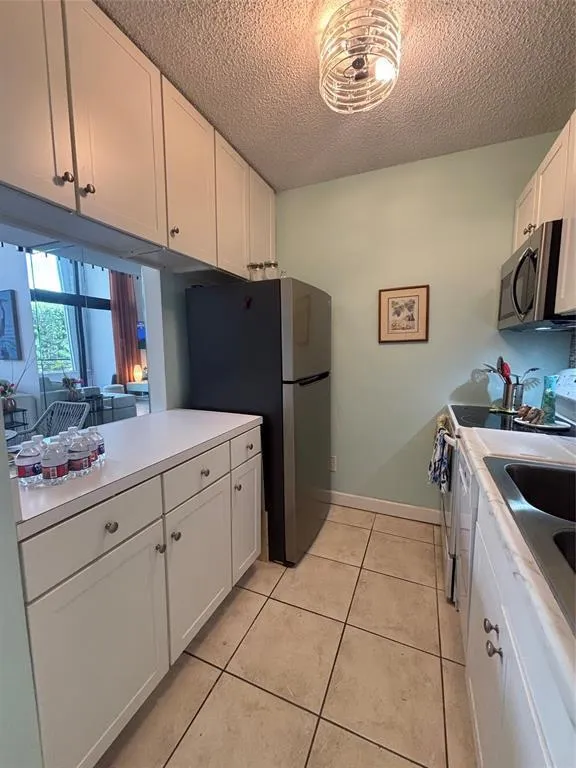 3589 S Ocean Boulevard #10 South Palm Beach, FL 33480