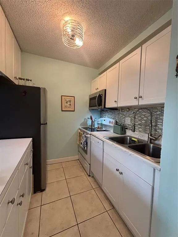 3589 S Ocean Boulevard #10 South Palm Beach, FL 33480