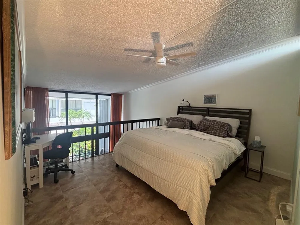3589 S Ocean Boulevard #10 South Palm Beach, FL 33480