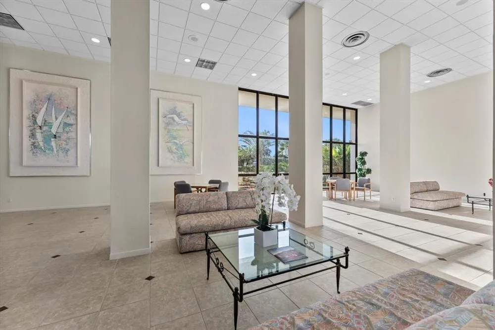 3589 S Ocean Boulevard #10 South Palm Beach, FL 33480