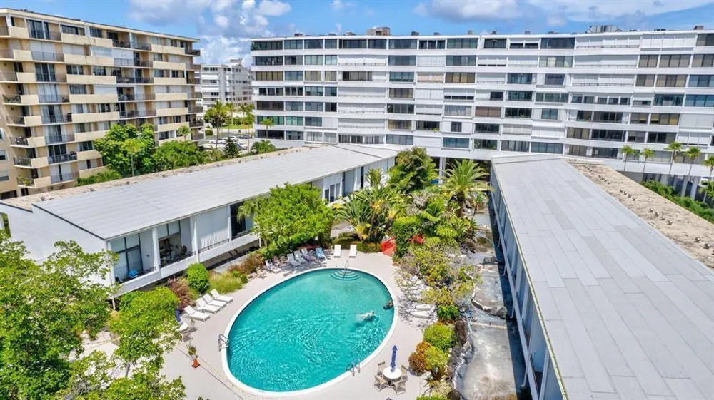 3589 S Ocean Boulevard #10 South Palm Beach, FL 33480