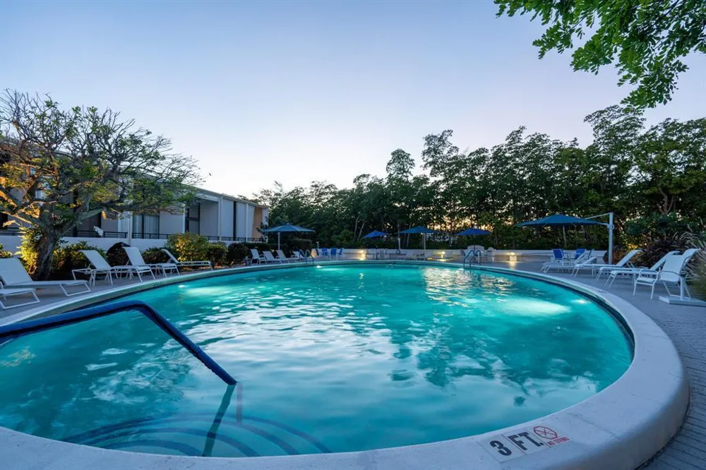 3589 S Ocean Boulevard #10 South Palm Beach, FL 33480