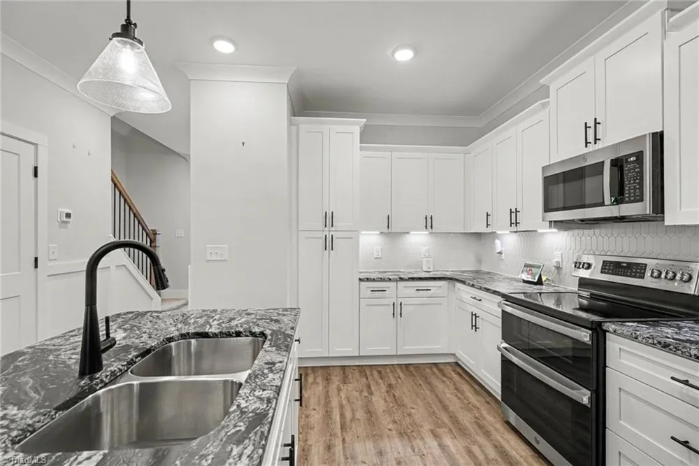 4960 Cannon Crossing Way Greensboro, NC 27410