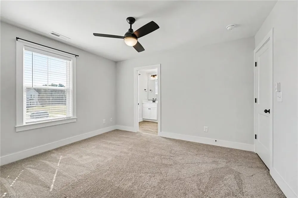 4960 Cannon Crossing Way Greensboro, NC 27410