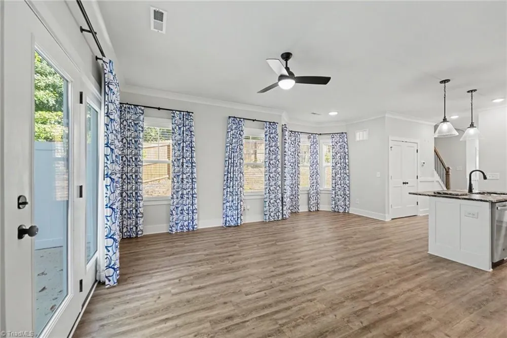 4960 Cannon Crossing Way Greensboro, NC 27410