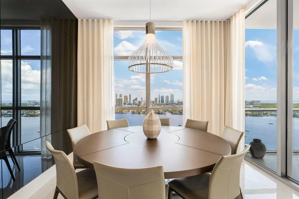 17301 Biscayne Boulevard #Ph-7 North Miami Beach, FL 33160
