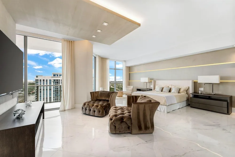 17301 Biscayne Boulevard #Ph-7 North Miami Beach, FL 33160
