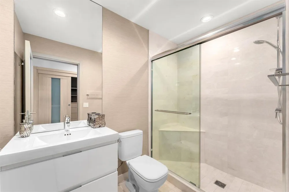 17301 Biscayne Boulevard #Ph-7 North Miami Beach, FL 33160