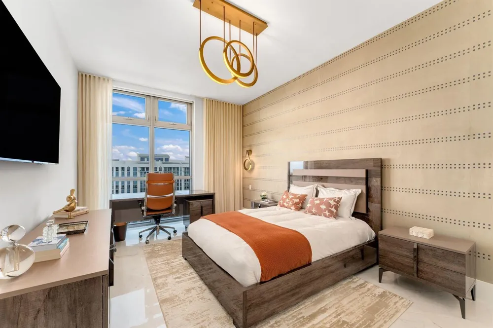 17301 Biscayne Boulevard #Ph-7 North Miami Beach, FL 33160
