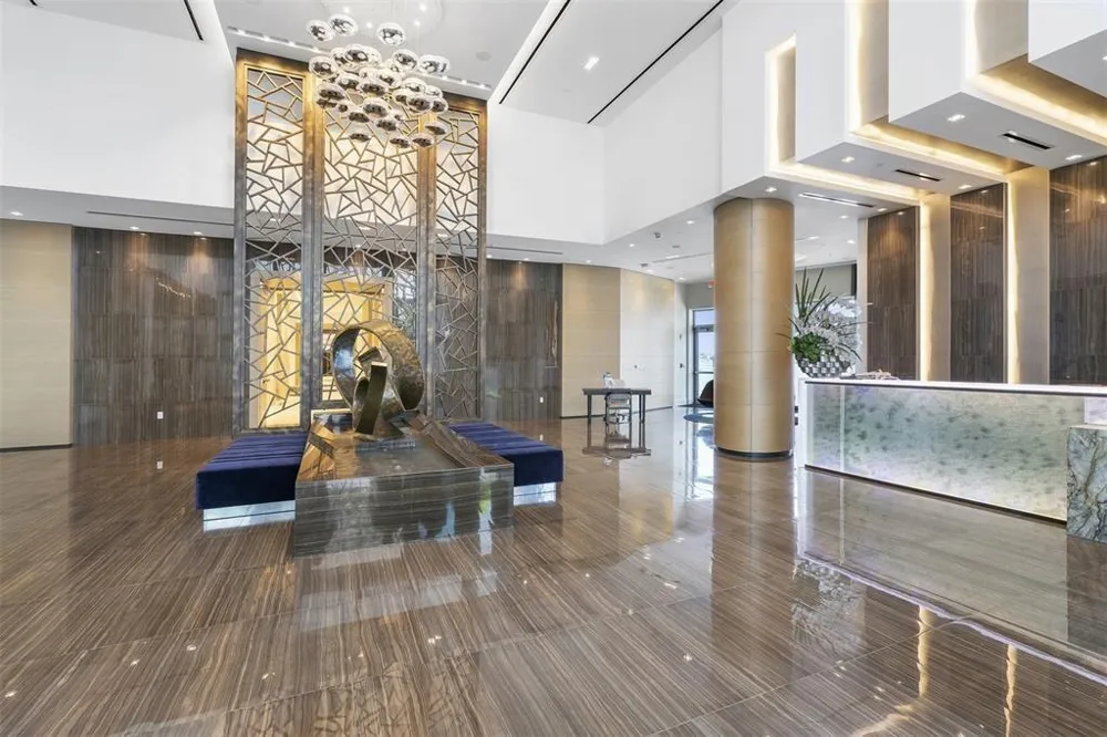 17301 Biscayne Boulevard #Ph-7 North Miami Beach, FL 33160