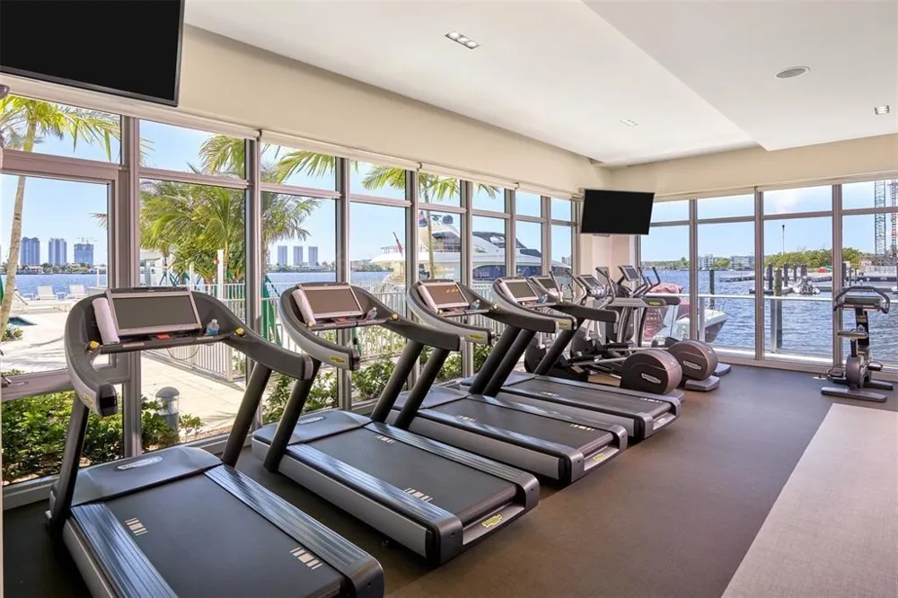 17301 Biscayne Boulevard #Ph-7 North Miami Beach, FL 33160
