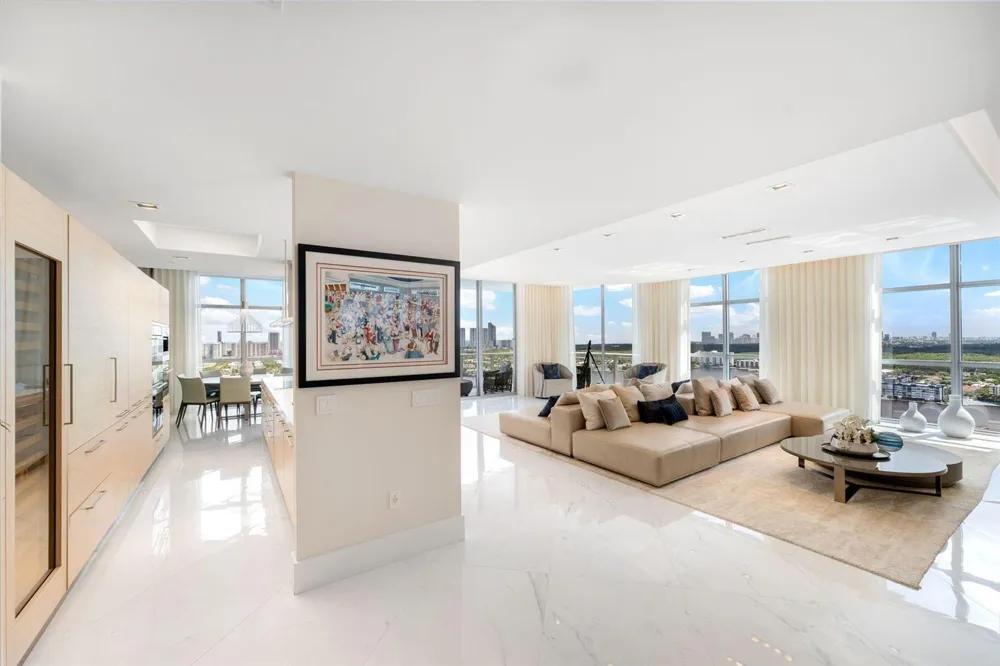 17301 Biscayne Boulevard #Ph-7 North Miami Beach, FL 33160
