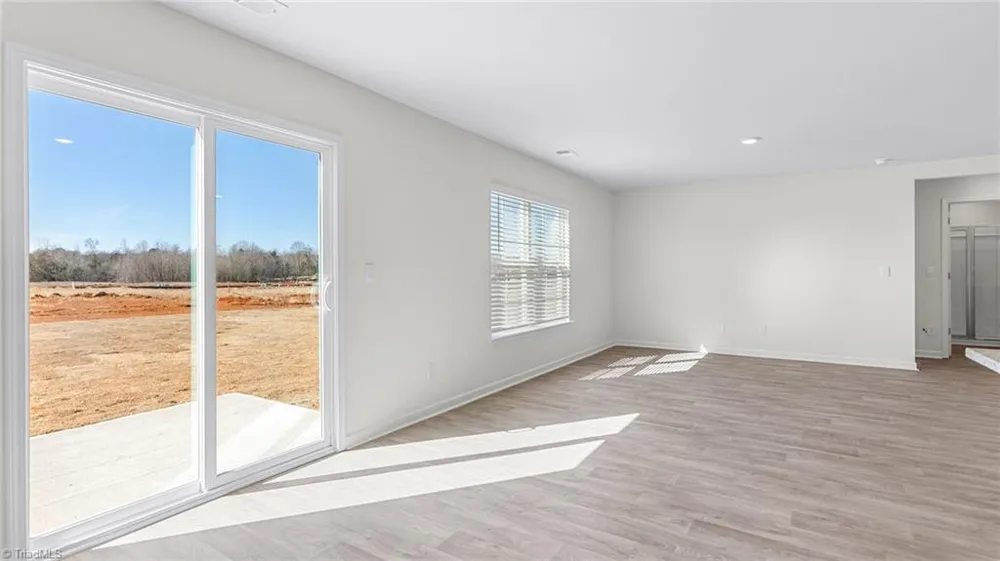 2517 Foxtail Lane Yadkinville, NC 27055