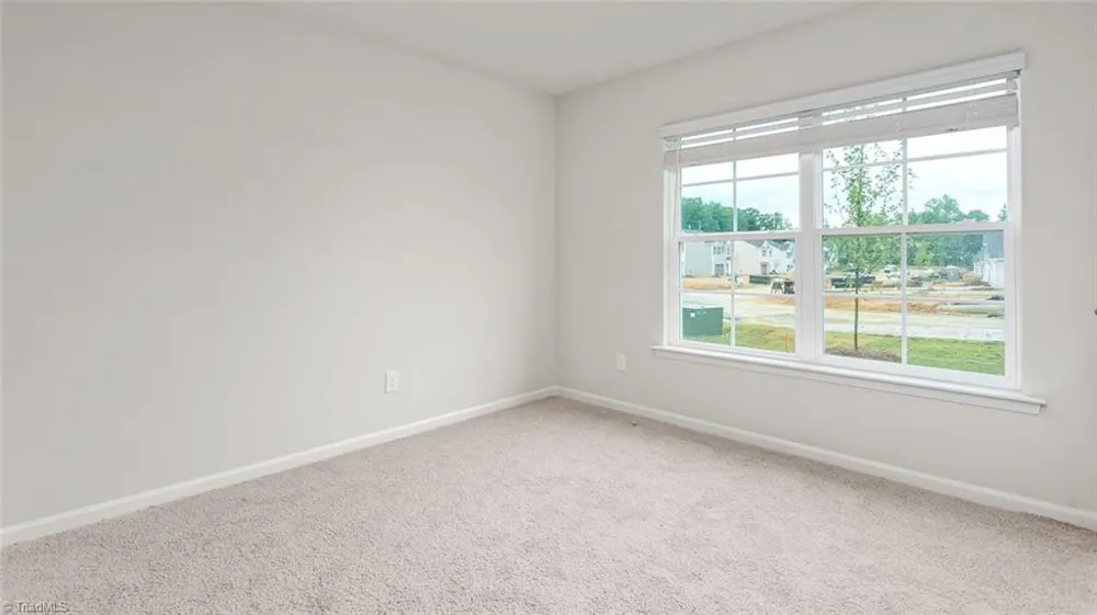 2587 Foxtail Lane Yadkinville, NC 27055