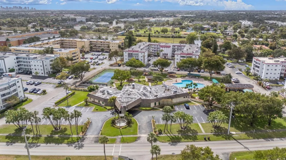 4191 NW 41st Street #214 Lauderdale Lakes, FL 33319