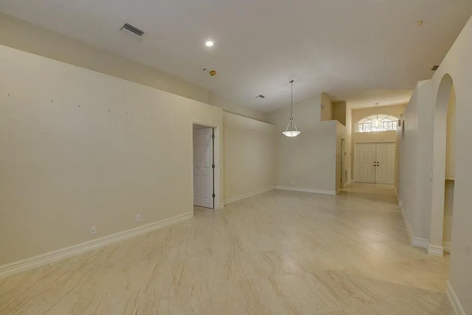 18967 Treble Lane Boca Raton, FL 33498