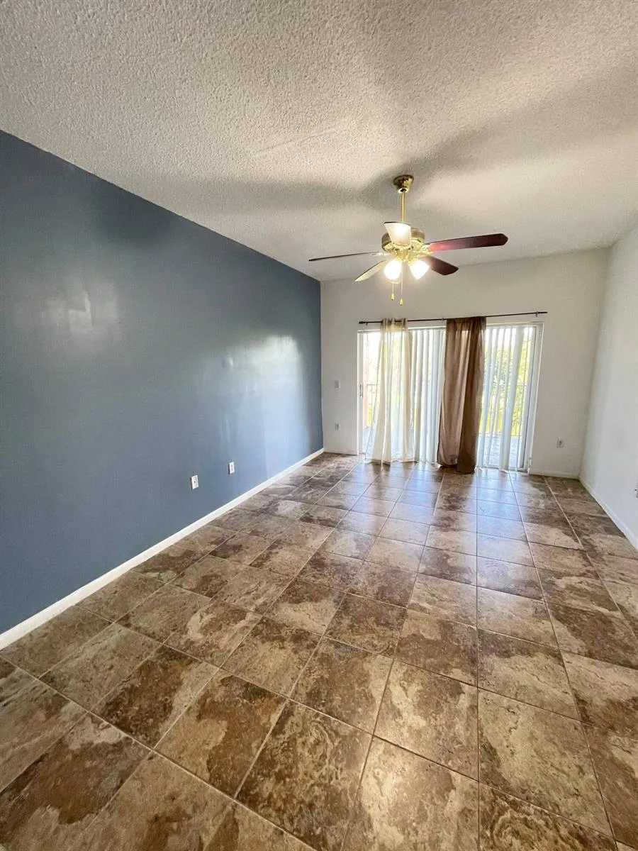 6984 SW 39th Street #H206 Davie, FL 33314