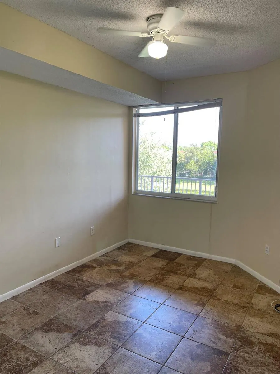 6984 SW 39th Street #H206 Davie, FL 33314