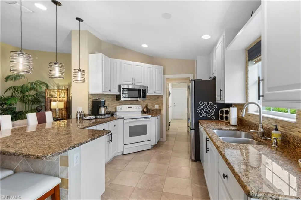 15382 Queen Angel Way Bonita Springs, FL 34135