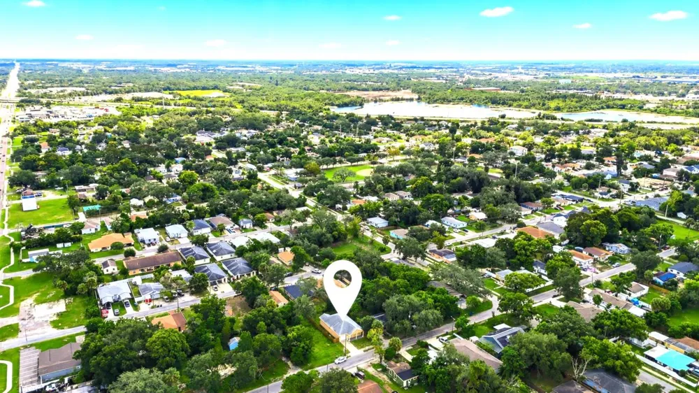 3809 Whittier Street Tampa, FL 33619