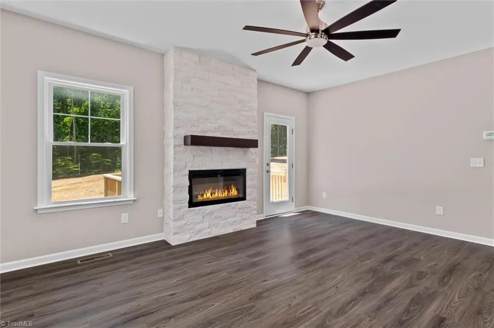 6055 Frye Bridge Road Clemmons, NC 27012