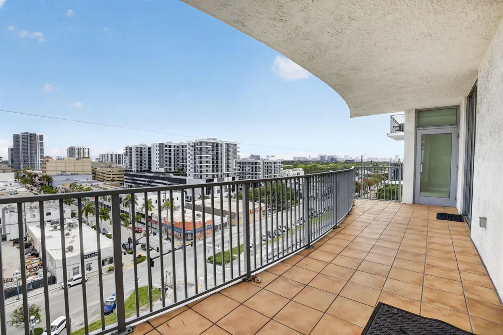 140 S Dixie Highway #819 Hollywood, FL 33020