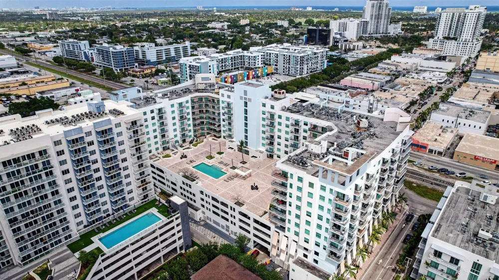 140 S Dixie Highway #819 Hollywood, FL 33020