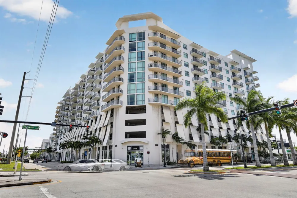 140 S Dixie Highway #819 Hollywood, FL 33020