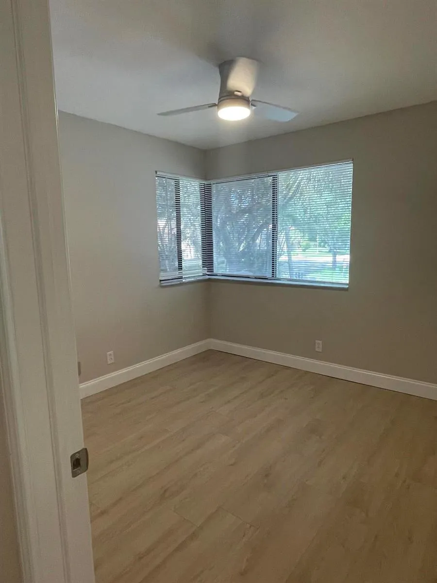 9537 SW 1st Court Coral Springs, FL 33071