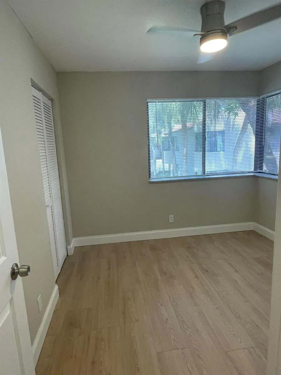 9537 SW 1st Court Coral Springs, FL 33071