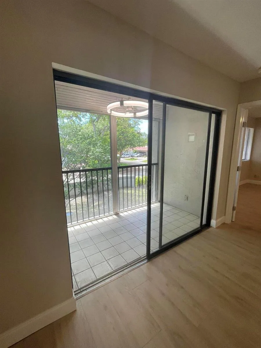9537 SW 1st Court Coral Springs, FL 33071