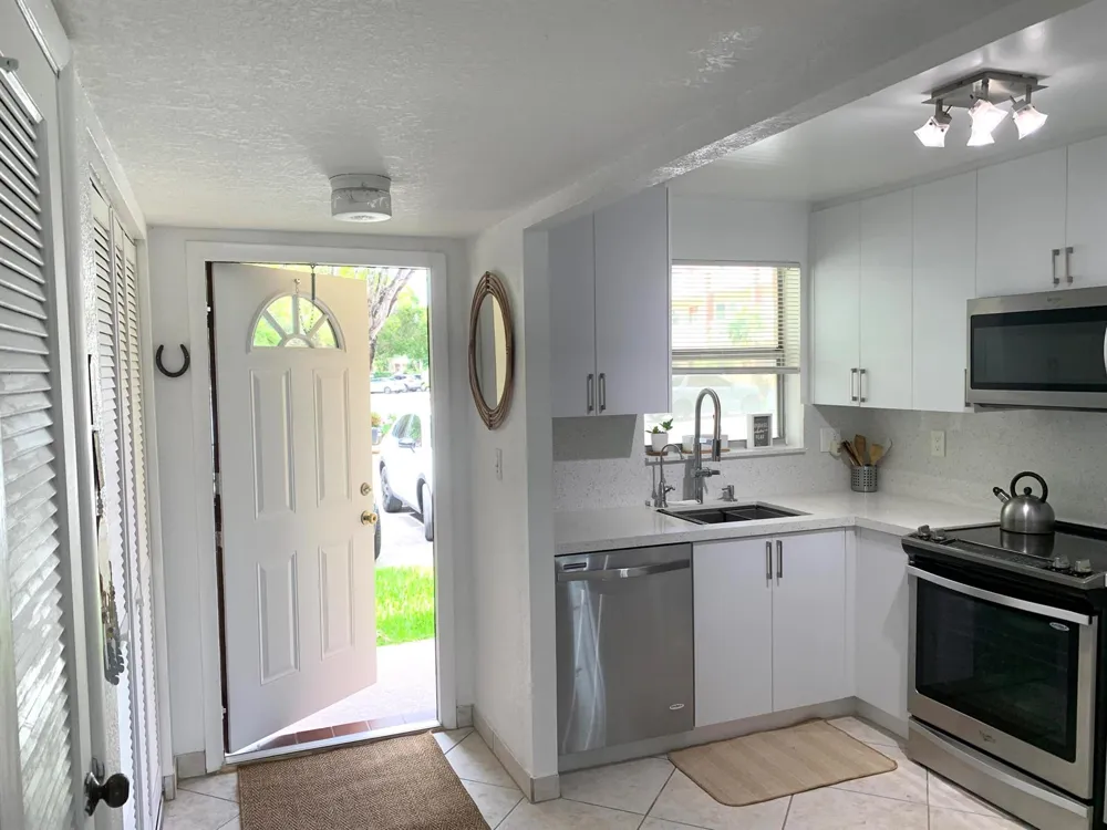 2801 Pine Island Road #110 Sunrise, FL 33322