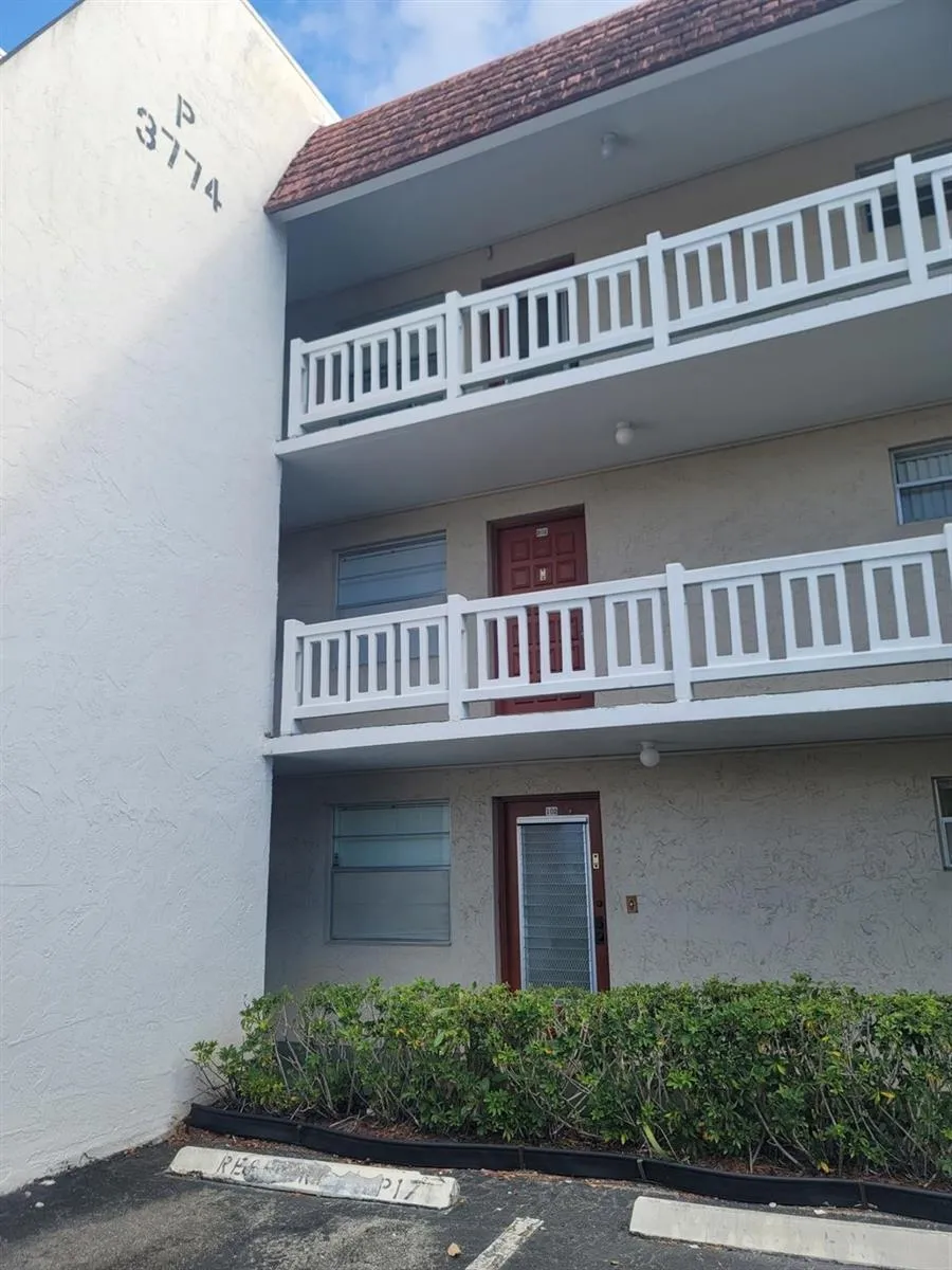 3774 Inverrary Boulevard #P202 Lauderhill, FL 33319