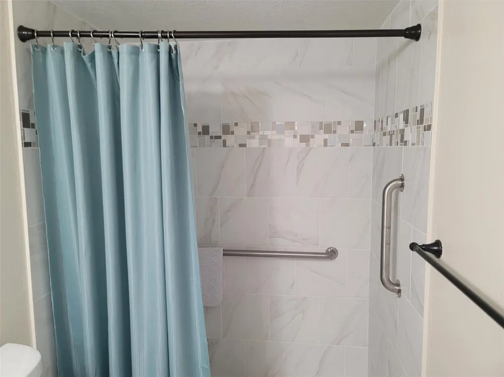 3774 Inverrary Boulevard #P202 Lauderhill, FL 33319