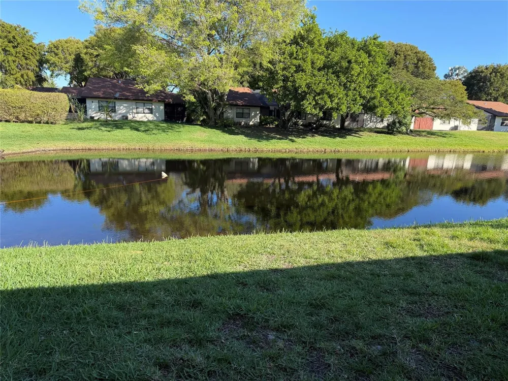 6711 S Parkway Drive #2-10 Margate, FL 33068