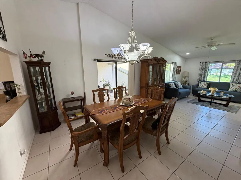 6711 S Parkway Drive #2-10 Margate, FL 33068