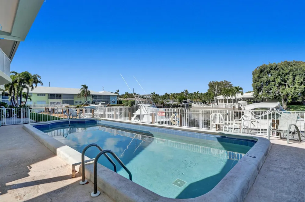 2311 NE 36th Street #2f Lighthouse Point, FL 33064